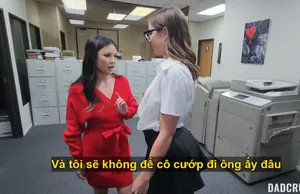 [Uncensored] Cảnh nóng 4P đánh nhau dâm đãng! Chịch từ phía trước rồi lại chịch từ phía sau! Hai người phụ nữ xếp chồng lên nhau để bú vú và bị địt từ phía sau, hét lên quá gợi cảm, tất đen một mảnh, quần lót bị kéo sang một bên và thủ dâm