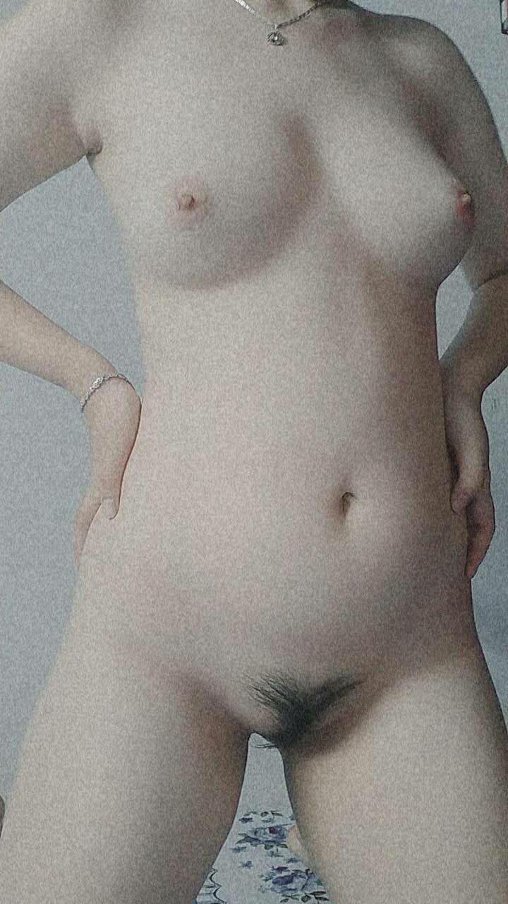 [3P sex trên xe hơi trên đường cao tốc] Đi công tác cùng đồng nghiệp, 3P trên xe, sex điên cuồng trong phòng thử đồ, và cuối cùng 3P cầu xin lòng thương xót